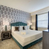 Отель Decadent Penguin - Storey Lake By Shine Villas 704 2 Bedroom Apts, фото 3