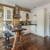 Отель Vauxhall Park Views - 2 Bed Flat by BaseToGo, фото 11