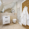 Отель Superior Stays Luxury Apartments - Bath City Centre, фото 11