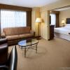 Отель Sheraton Fairplex Suites & Conference Center, фото 6