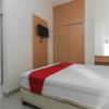 Отель RedDoorz Plus near Galaxy Bekasi, фото 14