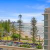 Отель Burleigh Beach Tower, фото 10