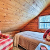 Отель Fully Remodeled Munds Park Cabin: Deck & Fireplace, фото 9