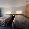 Отель Howard Johnson by Wyndham Edson, фото 2