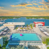 Отель Beachfront Resort Hot Tub Pool- Near Beach, фото 22
