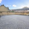 Отель Spacious 4 Bedroom Home in East London, фото 16