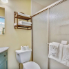 Отель A Barefoot Retreat by AvantStay Great Location w Patio Outdoor Dining and Shared Pool Week Long Stay, фото 8