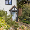Отель Stunning Character 2bed Cottage in St Albans Wifi, фото 18
