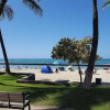 Отель Renovated one bedroom 2 min to the beach, фото 11