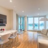 Отель Stunning Flat Overlooking the Thames в Лондоне