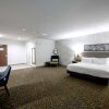Отель DoubleTree by Hilton Sulphur Lake Charles, фото 4