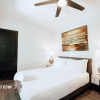 Отель Cozy 6BR Home Near Plaza Dist -sleeps 15, фото 6