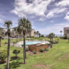 Отель St Augustine Resort Condo - Walk to Crescent Beach, фото 14