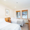 Отель Bear Creek Lodge 208 2 Bedroom Condo by Alpine Lodging Telluride, фото 2