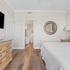 Отель Regency Isle Penthouse 1106, фото 4