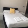 Отель Lovely 2-bed Apartment in Brentwood в Брентвуде