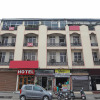 Отель OYO Flagship 10282 Hotel Rishi, фото 1