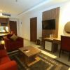 Отель Lorin Dwangsa Solo Hotel, фото 2