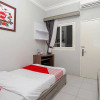 Отель OYO 747 Cipunegara Residence, фото 5