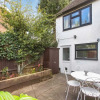 Отель Stunning Character 2bed Cottage in St Albans Wifi, фото 1