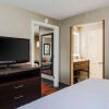 Отель Homewood Suites Melville, фото 11