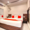 Отель OYO 42743 Hotel Midway, фото 18