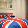Отель Pleasant, Intimate Flat With Backyard in Battersea, фото 6