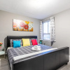 Отель Cozy 1BR Apt w King Bed - Close to Downtown, фото 2