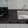 Отель Comfort And Simply Studio Room At Serpong Garden Apartment, фото 8