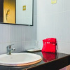 Отель Reddoorz Plus near Mall Ratu Indah 2, фото 6