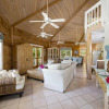 Отель Shangri-la & Orchid Cottage 4 Bedroom Home, фото 10