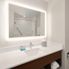 Отель Holiday Inn Express & Suites San Antonio NW near SeaWorld, фото 10