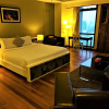 Отель Queens Service Suite At Times Square Kl, фото 21