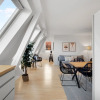 Отель Sanders Leaves - Cute 1-bdr Apt w Terrace, фото 10