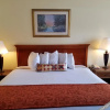 Отель Sun Inn & Suites, фото 3