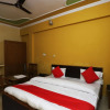 Отель OYO 43688 Hotel Surya, фото 4