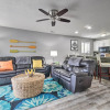Отель Osage Beach Condo: Community Pool & Boat Dock, фото 11