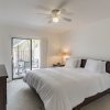 Отель Cozy Minium In Quiet Gated Community In Palm Beach Lakes 2 Bedroom Condo by Redawning, фото 4
