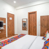 Отель FabHotel Sirtaj Suits, фото 13