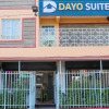 Отель Dayo Suites, фото 1