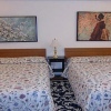 Отель Twin Oaks Motel в Манаскуане