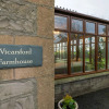 Отель Vicarsford Farmhouse with Hot Tub near St Andrews, фото 1