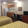 Отель Inland Suites Lamar Street, фото 4