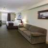 Отель Quality Inn & Suites, фото 6