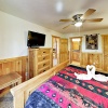 Отель Black Bear Falls Cabin 2 Bedrooms 2 Bathrooms Cabin, фото 6