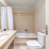 Отель Panoramic 1BR Apt near Kallimarmaro, фото 12