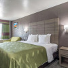 Отель Quality Inn I-10 East near Frost Bank Center, фото 30