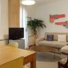 Отель Cute 1 Bed Flat W/balcony - 2mins to Metro, фото 4