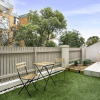 Отель Contemporary Garden Apartment - SINC1, фото 7