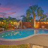 Отель Hollywood Luxurious Villa w Heated Pool, фото 17